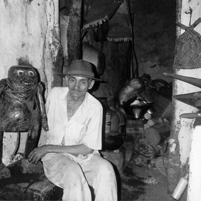 Estamos em constante processo de revis&atilde;o e amplia&ccedil;&atilde;o dos registros do acervo do Museu do Pontal para torn&aacute;-lo acess&iacute;vel online. As imagens est&atilde;o dispon&iacute;veis apenas para pesquisa. Qualquer outro uso dever&aacute; ser previamente autorizado. Para solicitar imagens de obras, exposi&ccedil;&otilde;es e eventos, entre em contato pelo email institucional@museudopontal.org.br