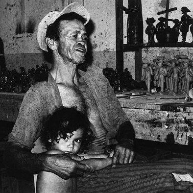 Estamos em constante processo de revisão e ampliação dos registros do acervo do Museu do Pontal para torná-lo acessível online. As imagens estão disponíveis apenas para pesquisa. Qualquer outro uso deverá ser previamente autorizado. Para solicitar imagens de obras, exposições e eventos, entre em contato pelo email institucional@museudopontal.org.br